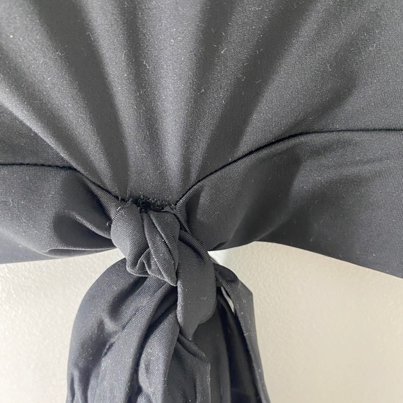 Workout top - Picture 3 of 3